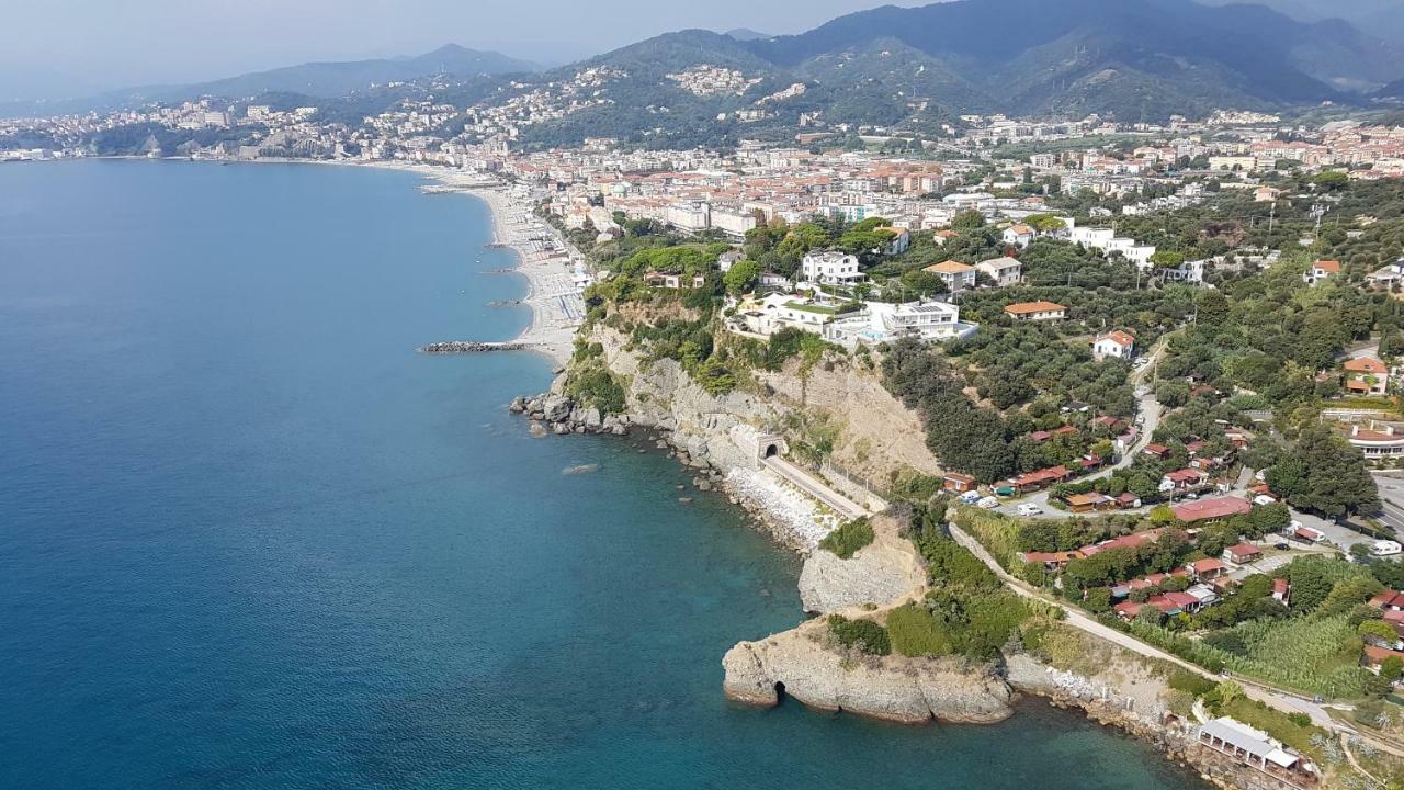 B&B Capo Torre Resort & Spa Albisola Superiore Εξωτερικό φωτογραφία